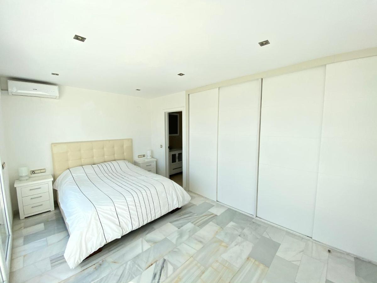 Luxury Puerto Banus Penthouse With Parking & Wi-Fi Apartment Марбеля Екстериор снимка