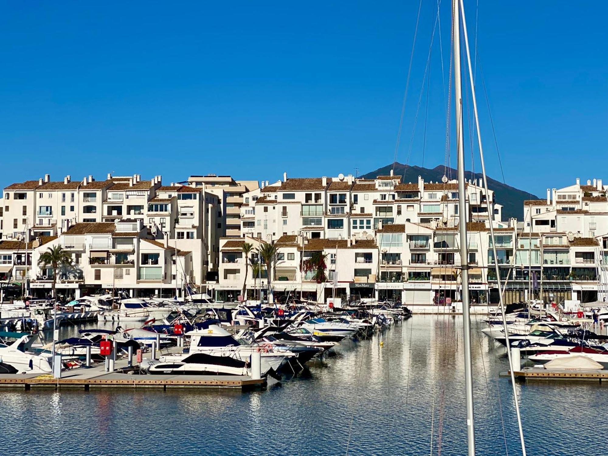 Luxury Puerto Banus Penthouse With Parking & Wi-Fi Apartment Марбеля Екстериор снимка