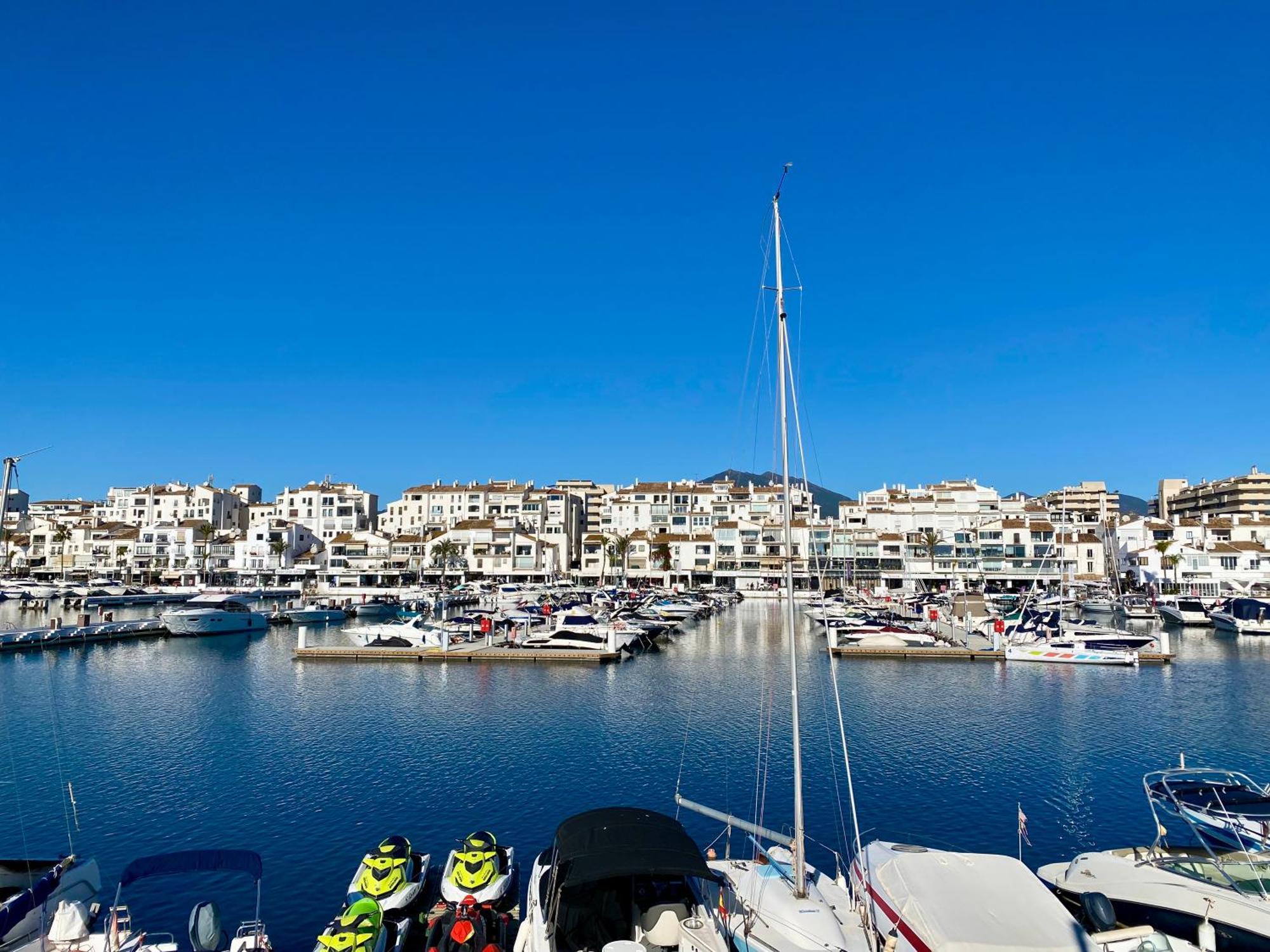 Luxury Puerto Banus Penthouse With Parking & Wi-Fi Apartment Марбеля Екстериор снимка